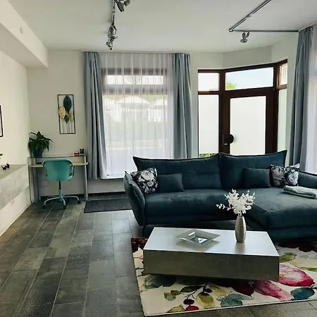 Ferienwohnung Am Storchennest Untermunkheim Экстерьер фото