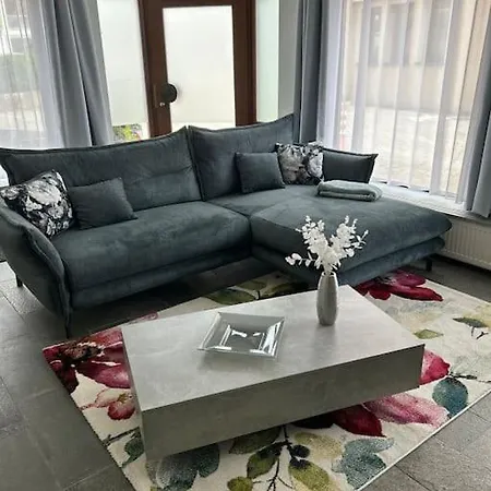Ferienwohnung Am Storchennest Untermunkheim Экстерьер фото